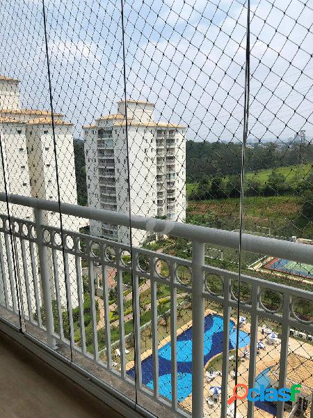 Apartamento com vista privilegiada para o lazer do