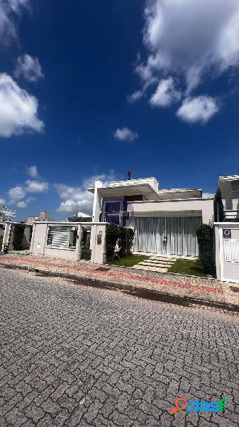 Casa Alto Padrão, 3 dormitórios, 3 banheiros em Tijucas-SC