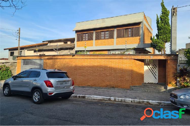 Casa com 4 quartos, 421,94m², à venda em São Paulo,