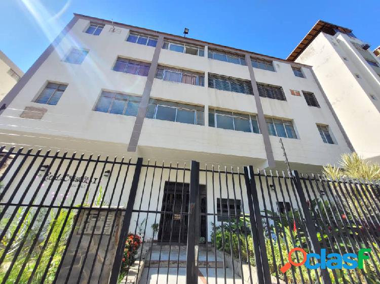 En Venta Apartamento Urb Sabana Larga