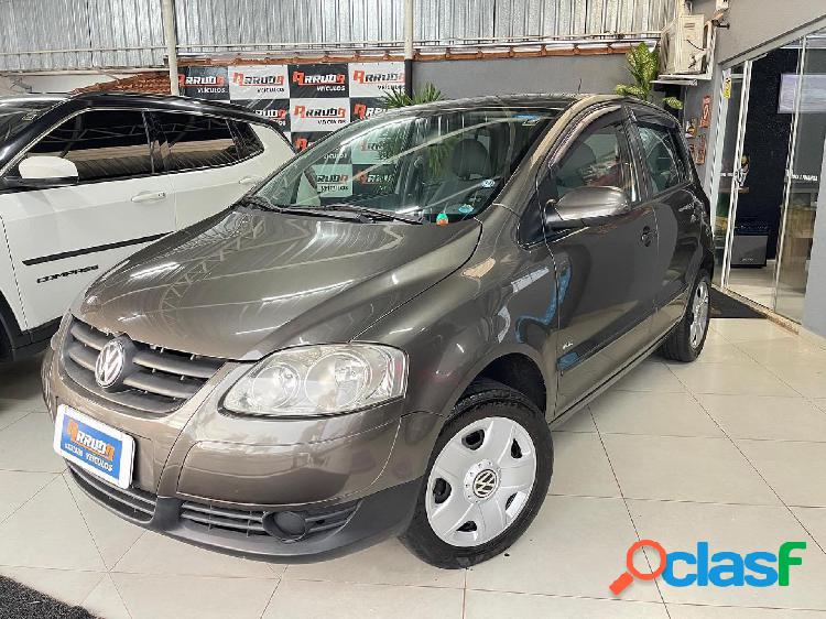 VOLKSWAGEN FOX PLUS 1.6MI 1.6MI TOTAL FLEX 8V 4P CINZA 2009