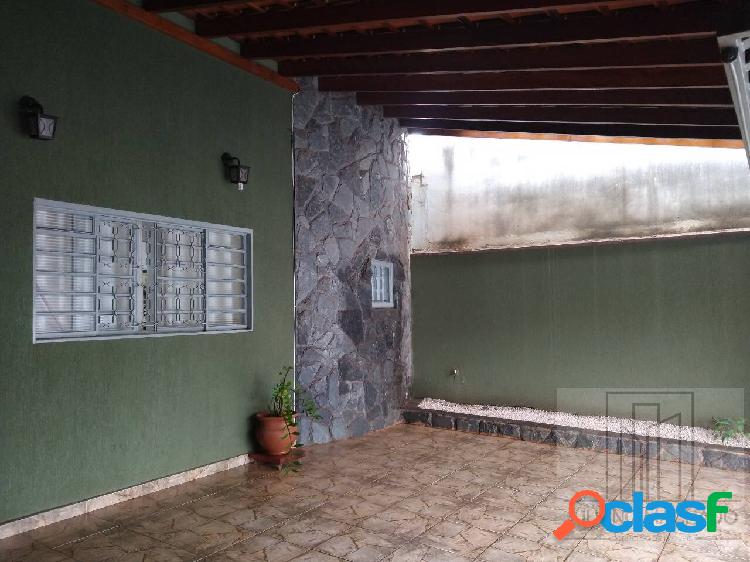 Vende-se sobrado Ribeirão Verde - Jd. Florestan Fernandes