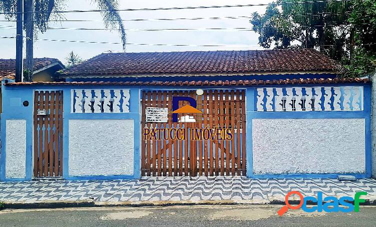 Casa bem localizada c/ Piscina !!!