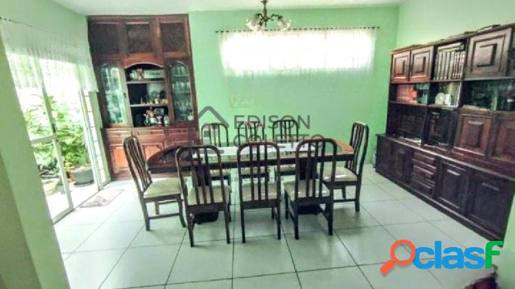 Casa com edícula à venda, em Piracicaba, no bairro São