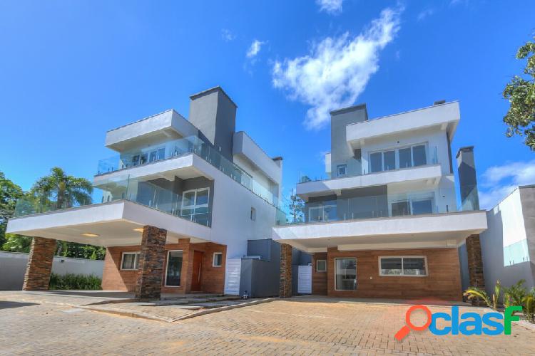 Casa de condomínio com 3 quartos, 300,12m², à venda em