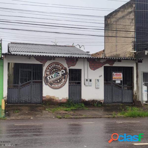 Prédio Comercial na Av. Abunã