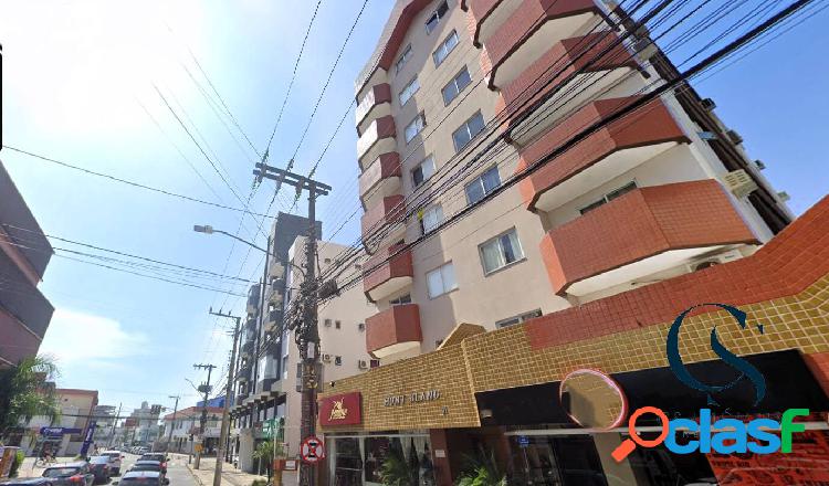 APARTAMENTO COM 3 DORMITÓRIOS NO CENTRO DE ITAJAÍ