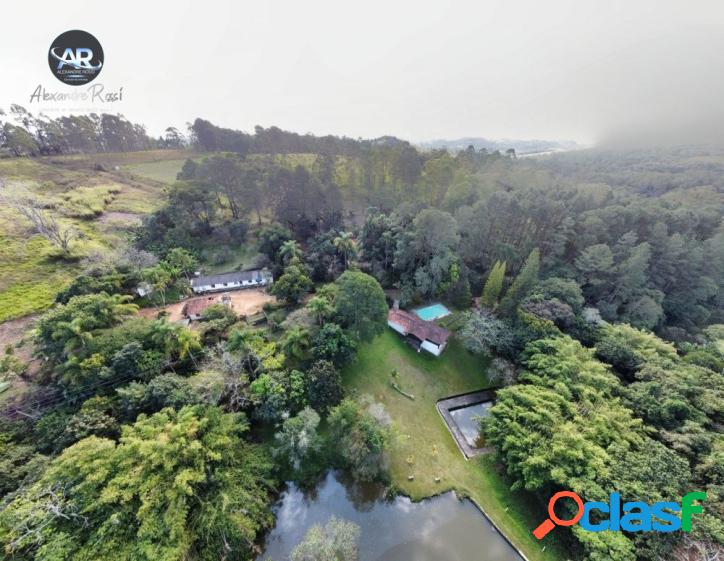 Sítio a venda em Atibaia com alqueires piscina lagos