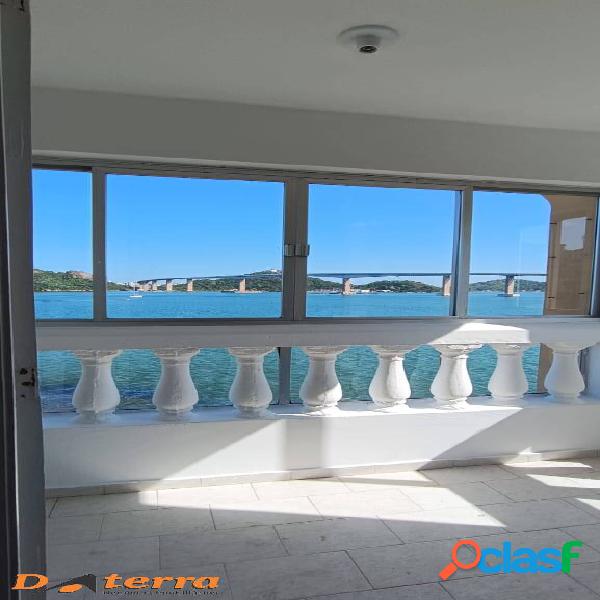 Amplo apartamento para aluguel com vista para o mar, na Ilha
