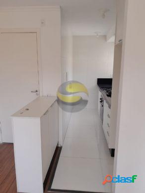 Apartamento com 02 dormitórios, pronto pra morar.