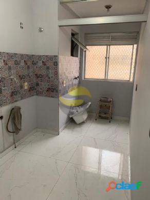 Apartamento com 03 dormitórios, excelente localização