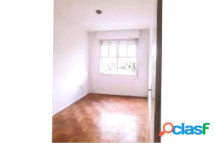 Apartamento com 2 quartos, 55m², à venda em Porto Alegre,