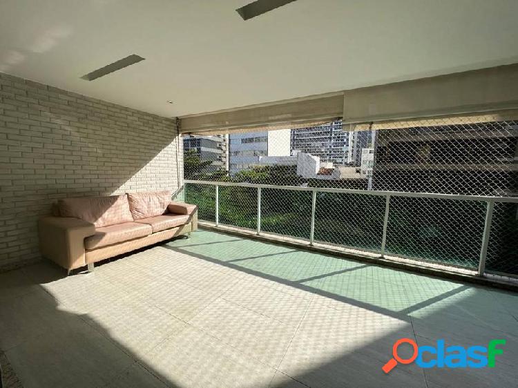 Apartamento com 3 quartos, 169m², à venda em Rio de