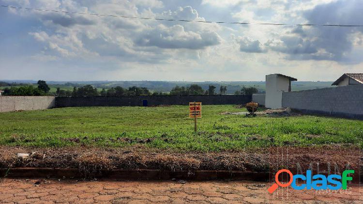 Belo terreno no Nova Rheata