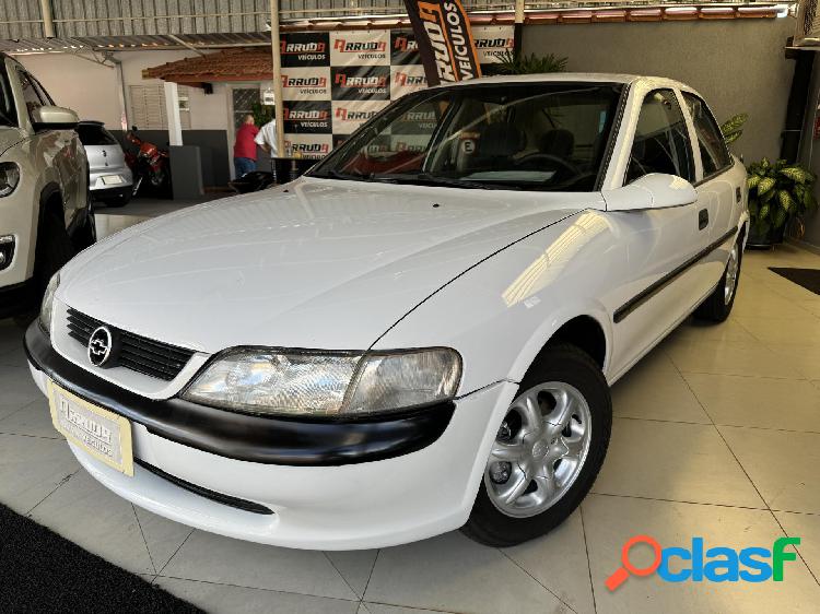 CHEVROLET VECTRA GLSEXPRES.2.2 2.0 E 2.0 CD 8V BRANCO 1998