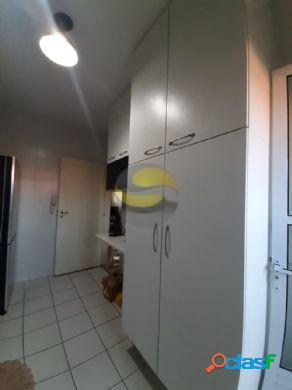 Casa com 03 dormitórios, Km 28 Raposo Tavares.