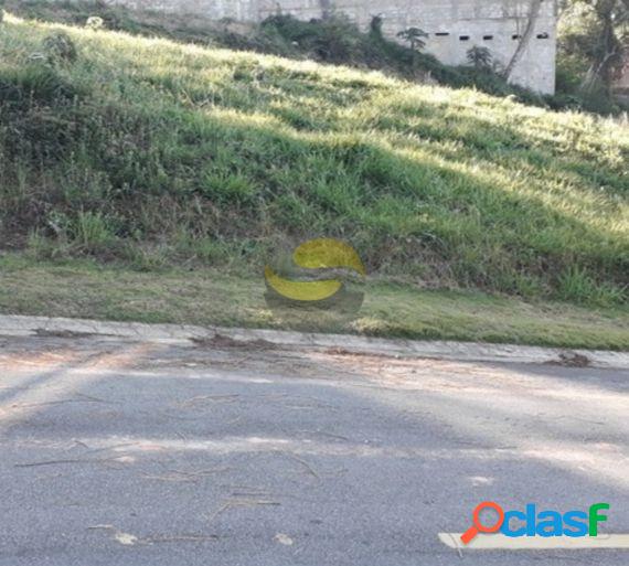 Terreno limpo pronto para construir leve aclive excelente