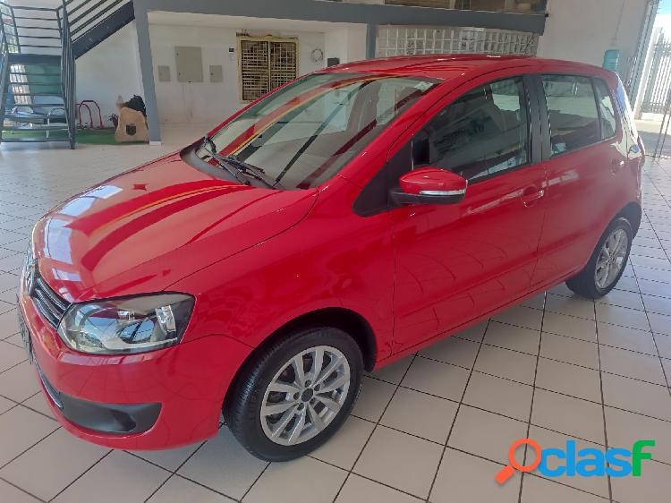 VOLKSWAGEN FOX 1.0 MI TOTAL FLEX 8V 5P VERMELHO 2014 1.0