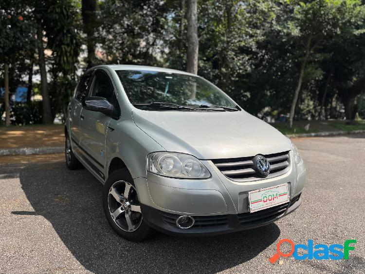 VOLKSWAGEN FOX ROUTE 1.0 MI TOTAL FLEX 8V 5P PRATA 2008 1.0