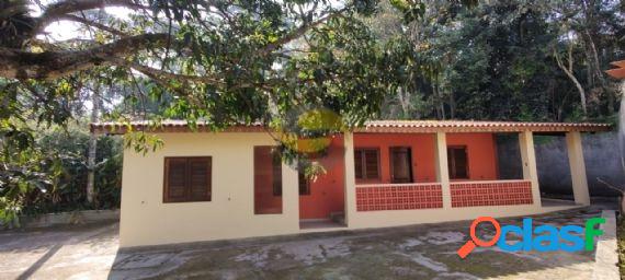 lote com casa, murado, jardim, arvores coméia, rua sem