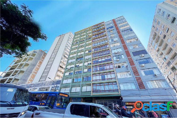 Apartamento com 4 quartos, 186m², à venda em Porto Alegre,