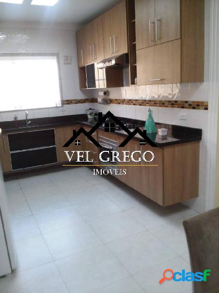 CASA NA PAULICÉIA COM 3 SUÍTES