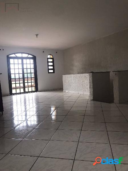 Casa 3 dormitórios - AC/351m² R$1.100.000 Bairro Colina -