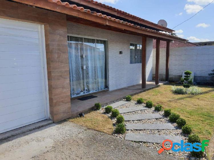 Casa com 2 quartos, 132.00m², à venda em Tijucas, centro