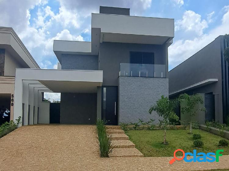 Casa de condomínio com 3 quartos, 220m², à venda em