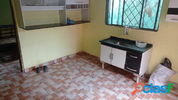 Casa para locação 2 cômodos