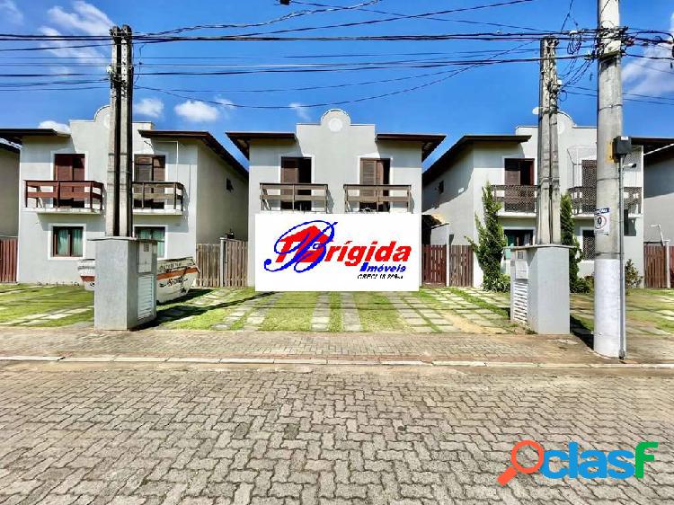 Cond. San Filipi - Casa 2d c/ terraço, armários. Condo com