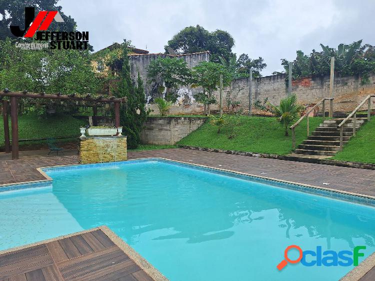 Vende-se linda chácara no Parque das Garças em