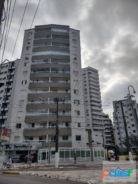 Aluga-se Apartamento de 2 Dormitórios no Centro da Praia