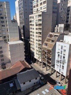 Apartamento com 1 quarto, 43,2m², à venda em Porto Alegre,
