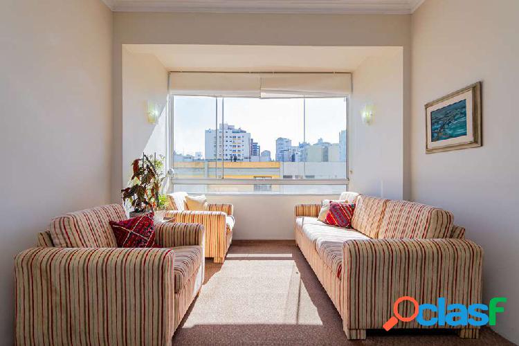 Apartamento com 3 quartos, 103m², à venda em Porto Alegre,