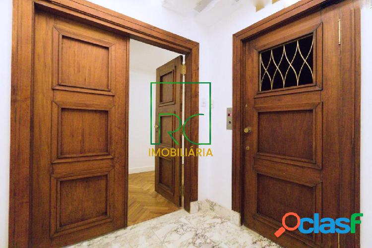 Apartamento com 4 quartos, 320m², à venda em Rio de