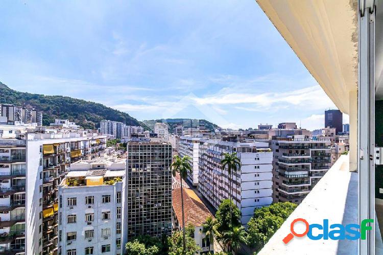 Apartamento de 3 Quartos para Venda em Botafogo com 225 m²