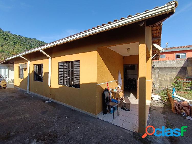 Casa com 3 dormitórios - Guaiuba