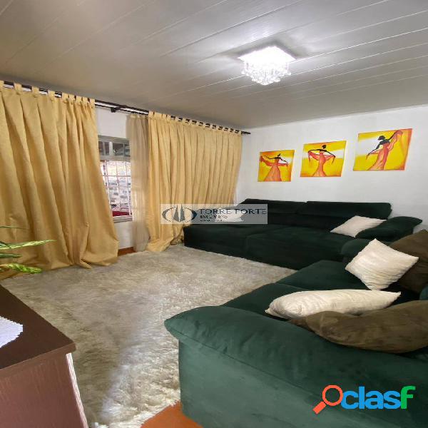 Linda casa 3 dormitórios 2 banheiros 3 vagas na Vila Gomes