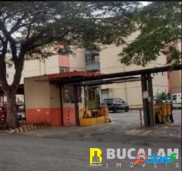 VENDE APARTAMENTO NO CONDOMINIO VALE DOS PINHEIROS - TABOÃO