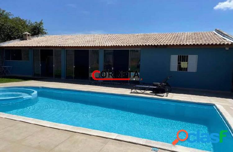 829 - VENDO CHÁCARA COM PISCINA, CHURRASQUEIRA E COZINHA