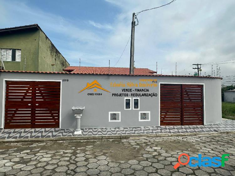 CASA DE ESQUINA COM PISCINA E CASCATA
