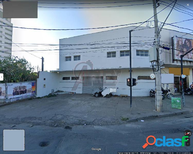 Imóvel comercial localizado no bairro São Luiz
