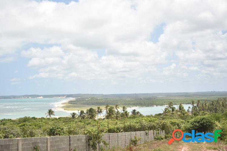 Terreno amplo com linda vista para a Barra do Cunhau e Baia