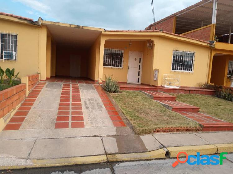 Venta casa en la Urbanización Tierra del Sol San Joaquín