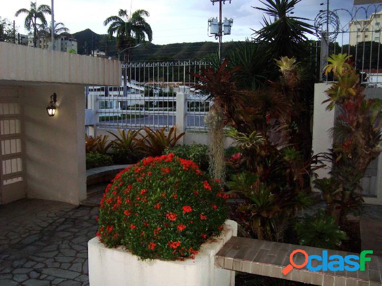 875 M2 Venta De Bella Casa Con Excelente Ubicación En La