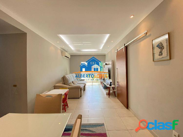 APARTAMENTO COM VARANDA, 2 QUARTOS NA PRAIA DA BANDEIRA,