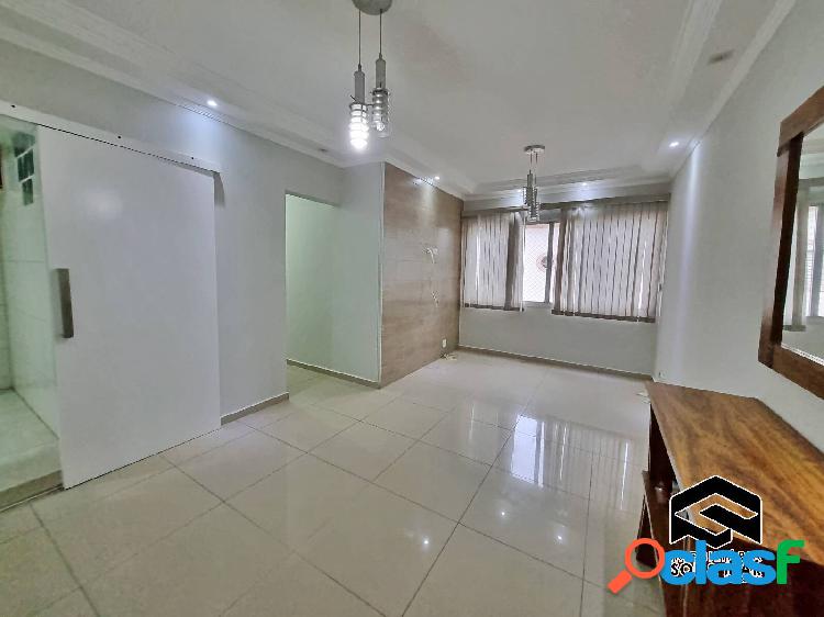 APARTAMENTO REFORMADO, 03 DORMITÓRIOS C/ SUÍTE, 400m DA