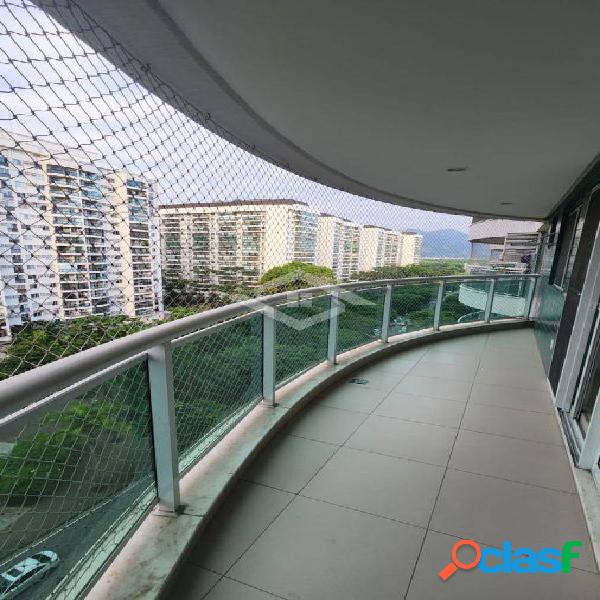 Apartamento de 2 Quartos com Vista Deslumbrante no Andar