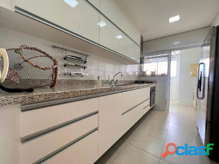 Apartamento de 4 suítes, pé na areia na Riviera de São